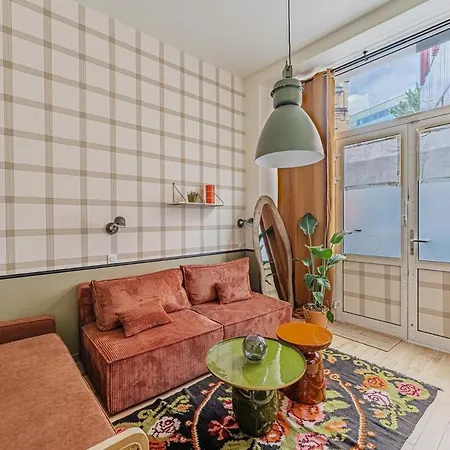 דירה Cozy Flat With Jacuzzi 2bdr 2wc