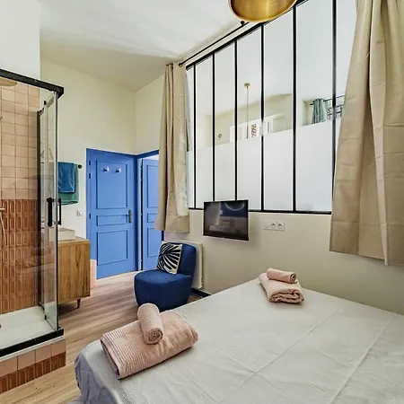 Apartman Cozy Flat With Jacuzzi 2bdr 2wc Párizs