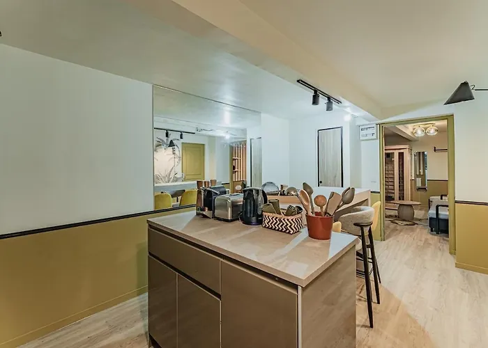 Cozy Flat With Jacuzzi 2bdr 2wc 아파트 파리