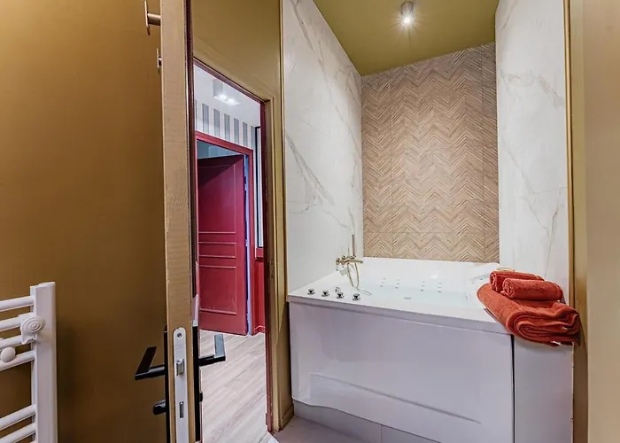 Cozy Flat With Jacuzzi 2bdr 2wc 파리