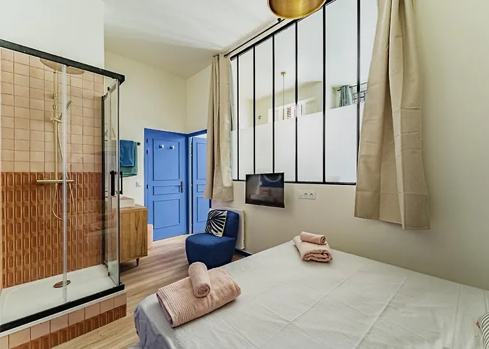 아파트 Cozy Flat With Jacuzzi 2bdr 2wc 파리